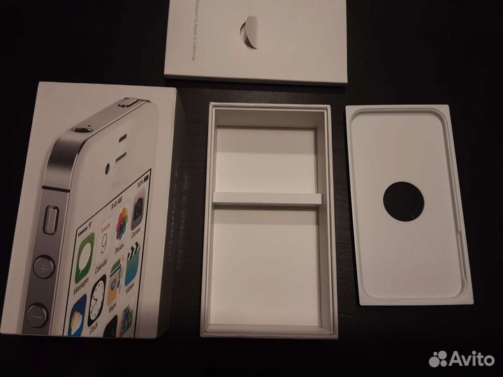 Коробки от iPhone4 S и iPhone 5