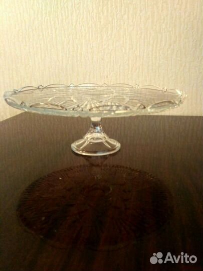 Хрустальная подставка для торта на ножке