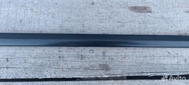 Уплотнитель переднего правого стекла Киа Церато 2