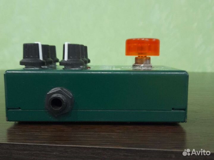 Гитарная педаль Delay