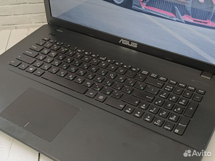 Мощный ноутбук Asus 17,3 дюйма/Nvidia GeForce 820M