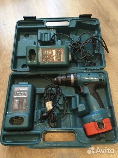 Шуруповерт makita 8280D 14.4v