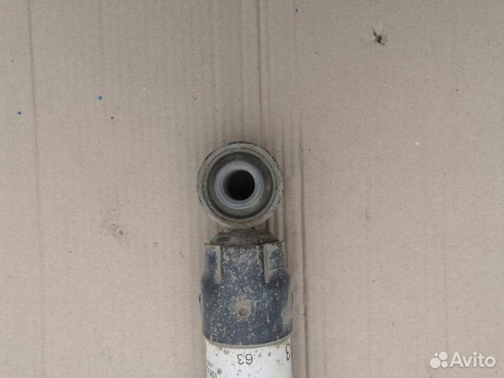 Амортизатор задний задний Toyota Land Cruiser