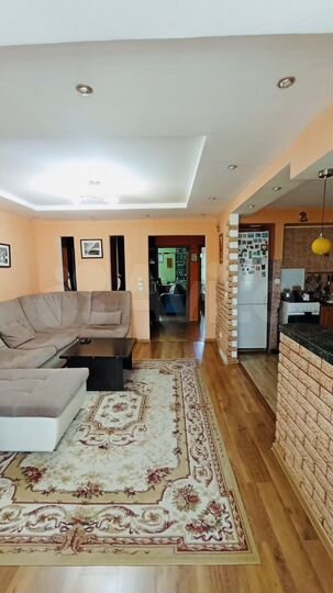 Квартира-студия, 67 м², 3/5 эт.