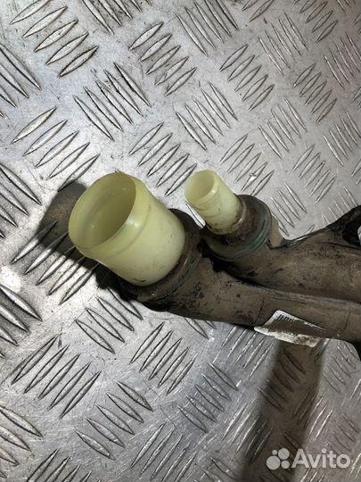 Горловина топливного бака Renault Fluence 2010 201