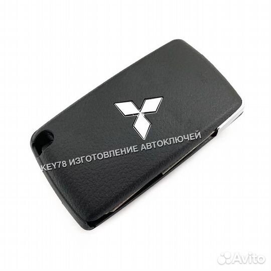Ключ Mitsubishi Pajero