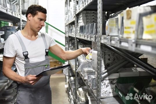 Комплектовщики на склад