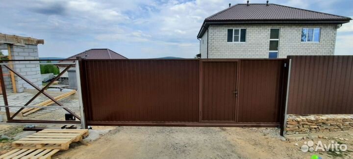 Монтаж секционный ворот