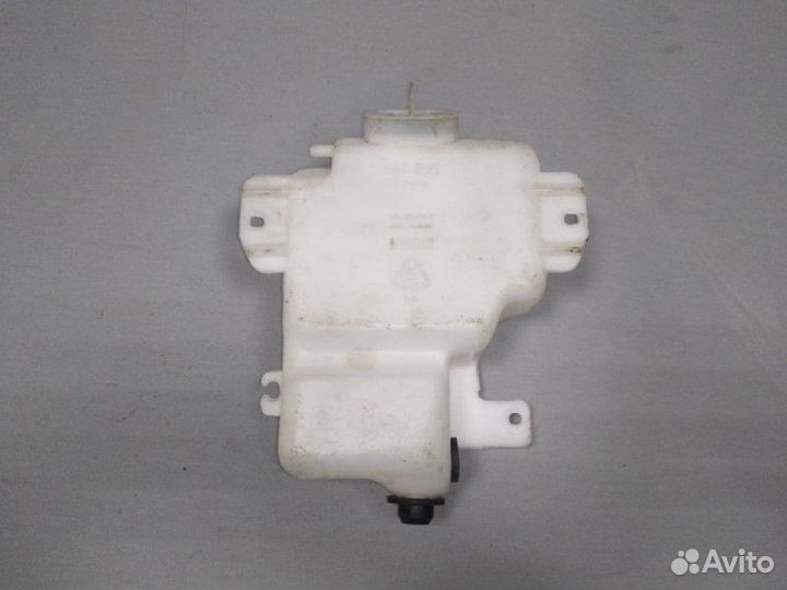 Бачок омывателя заднего стекла задний Mitsubishi