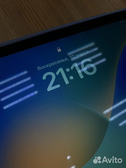 Apple iPad Air 5 + M1 10,9 Wi-Fi, 256 GB + чехол