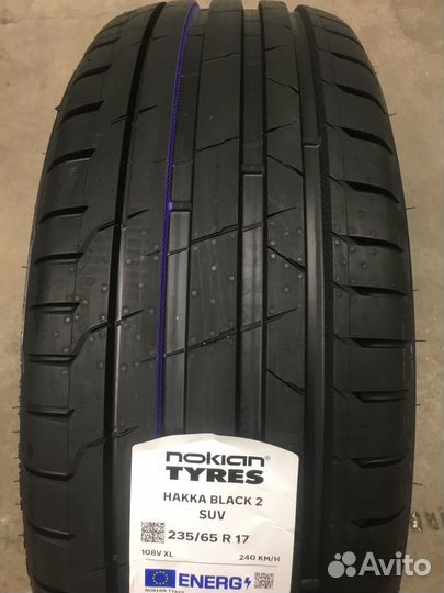 Nokian Tyres Hakka Black 2 SUV 235/65 R17 108V