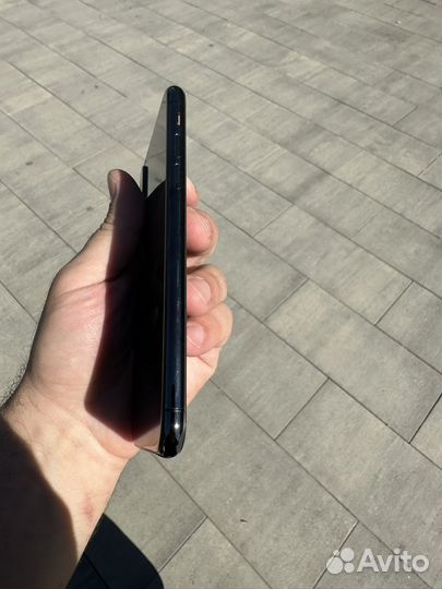 iPhone Xs, 256 ГБ