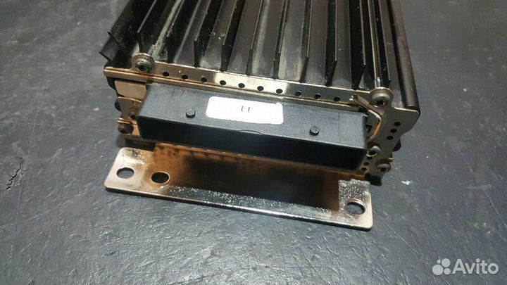 Усилитель акустической системы Porsche Cayenne 957