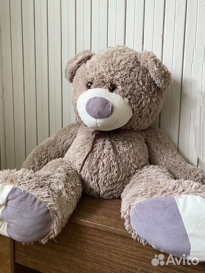 Плюшевый медведь большой