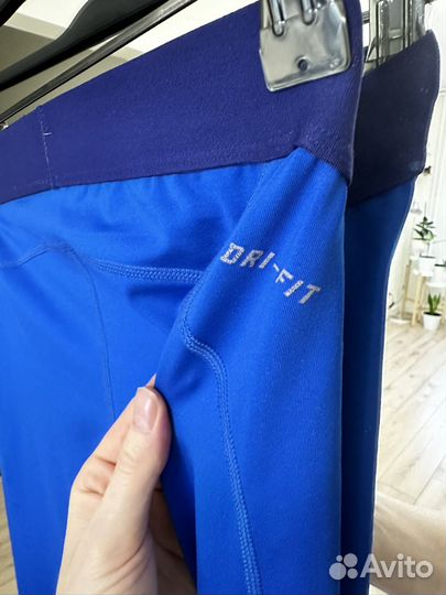 Спортивные лосины nike. М размер