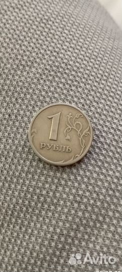 Продам монету 2005г.б/у