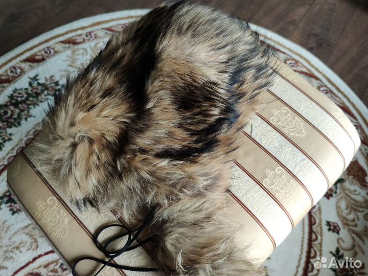 Шапка женская из енота эскимоска