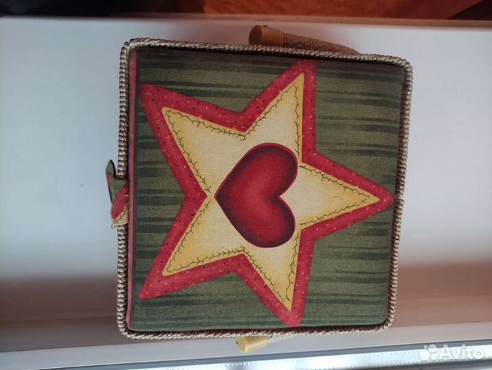 Шкатулка для рукоделия