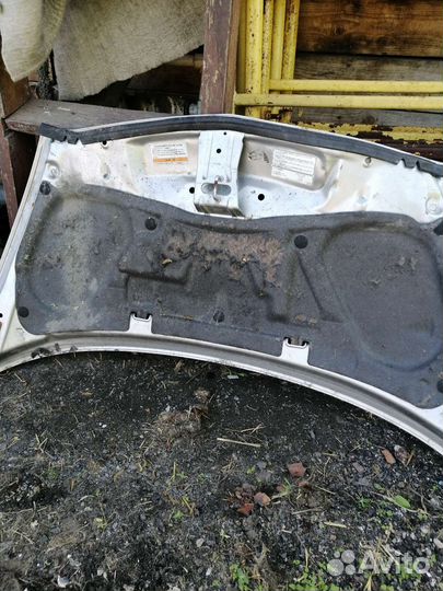 Продам капот honda fit