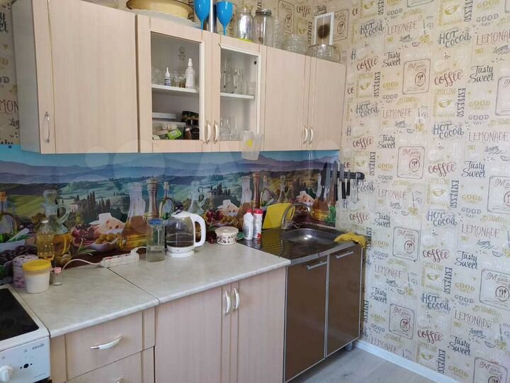 2-к. квартира, 50 м², 2/10 эт.