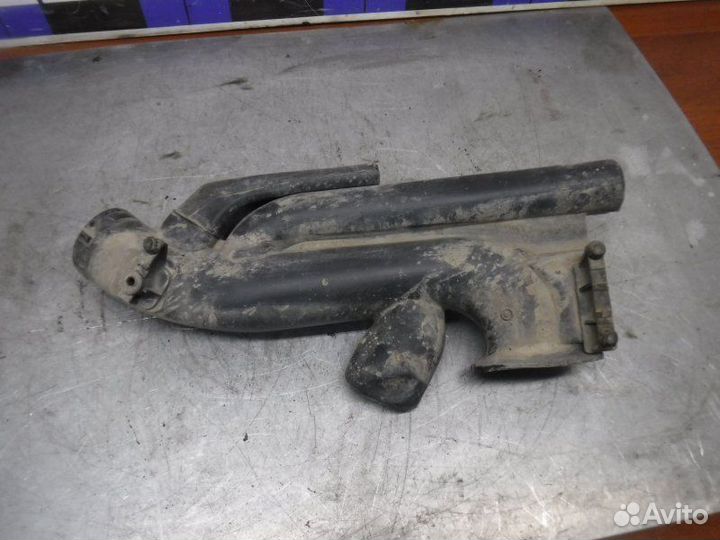 Резонатор воздушного фильтра Opel Astra H Z18XER