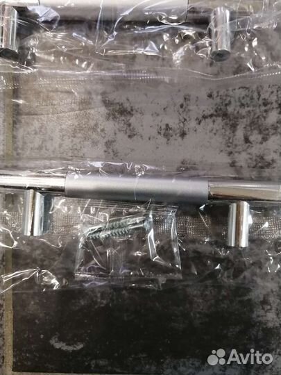 Дверные ручки на шкаф