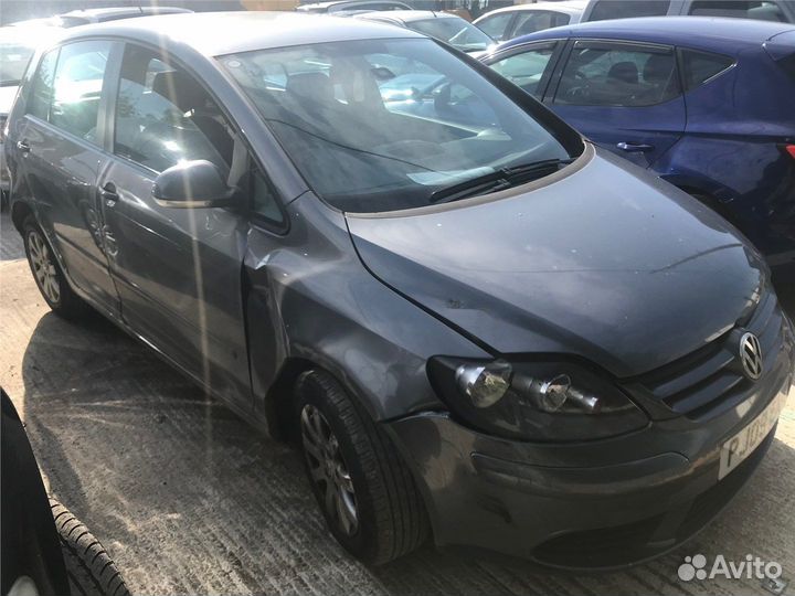 Разбор на запчасти Volkswagen Golf Plus