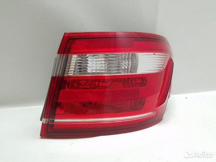 Задние стоп-фанари на Лада Веста