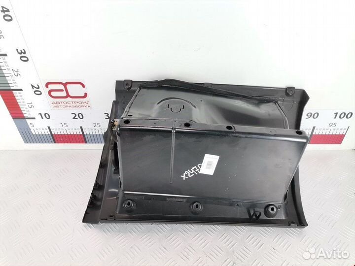 Бардачок (вещевой ящик) для Volkswagen Golf 4