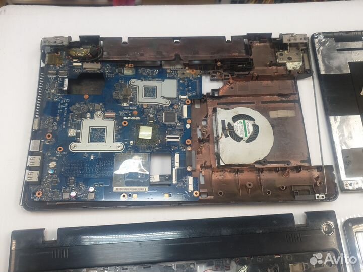 Корпус Samsung NP355E5C в разбор б/у