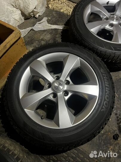 Литые диски и резина Hankook WiNter i*Pike r16