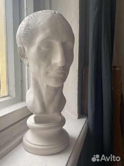 Бюст Цезаря