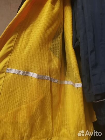 Костюм спортивный