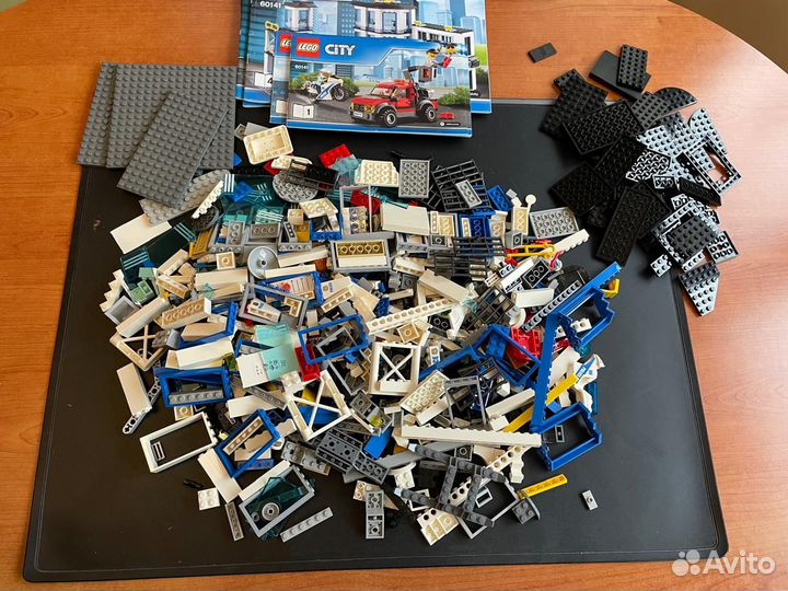 Конструктор lego City Полицейский участок. Артикул