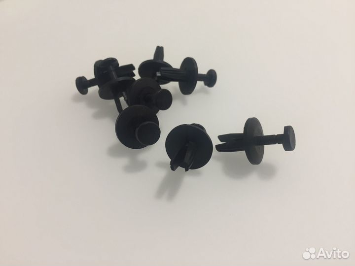 Клипса (пистон) Arctic Cat 0623-362