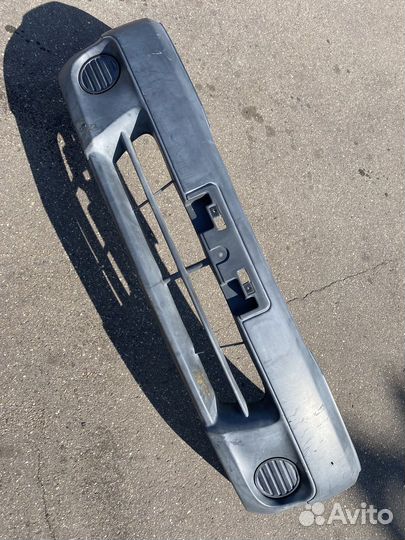 Бампер передний Nissan AD Y11 62022WD000