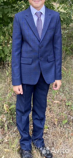Костюм школьный