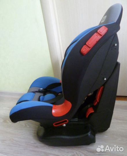 Автокресло Babyton