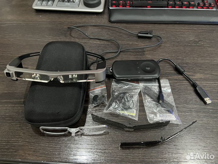 Очки дополненной реальности Epson Moverio BT-300