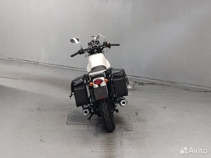 Moto Guzzi V7 cafe classic