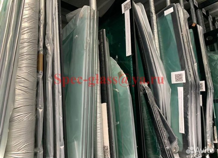 Стекло дверное верхнее Case CX210C 2018