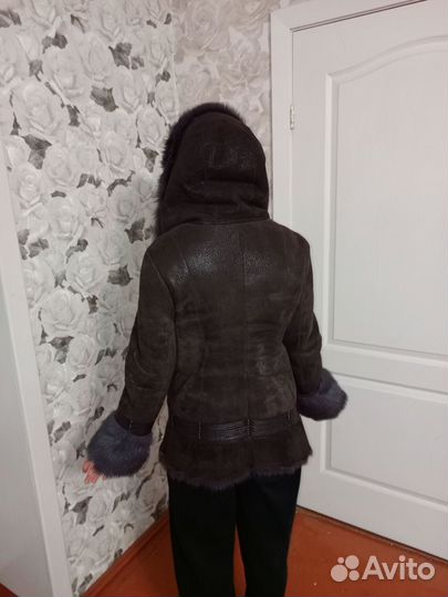 Дубленка натуральная женская короткая 48-50