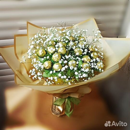 Сладкие букеты из конфет