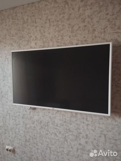 Телевизор lg SMART tv 43