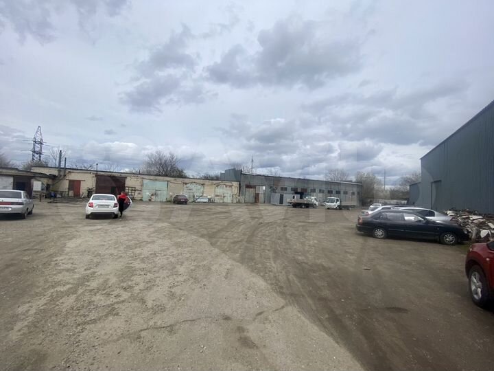 Производство, 5600 м²
