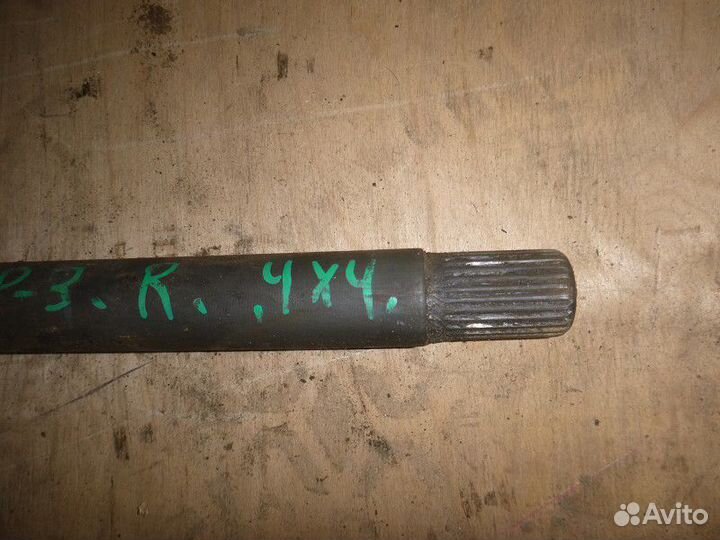 Полуось правая (привод) KIA sportage 2010