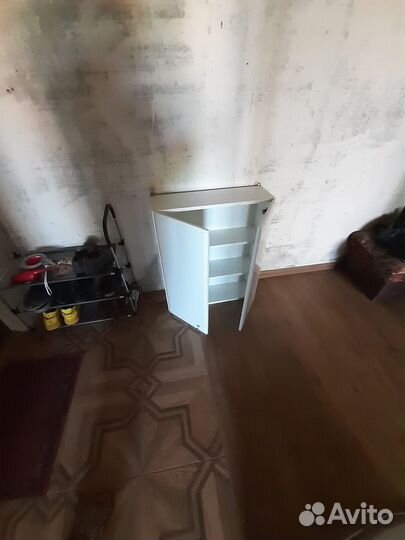 Тумба подвесная в ванную