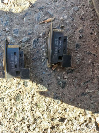 Кнопка заднего стеклоподьемника Mazda Capella Gf