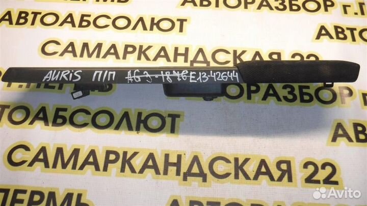 Кнопка стеклоподъемника Toyota Auris (E150) 2006