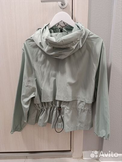 Ветровка Zara